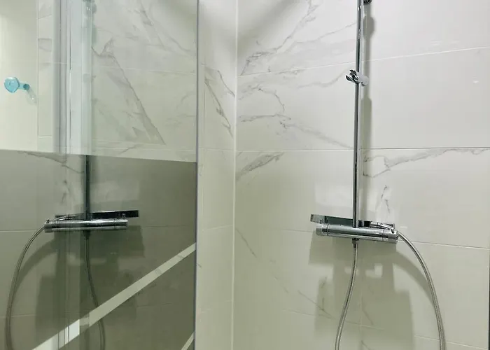 Prive, Piscine Jacuzzi Dans Les Bois * Moirax