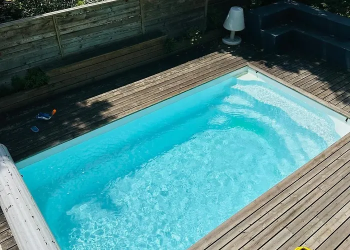 Prive, Piscine Jacuzzi Dans Les Bois Apartment