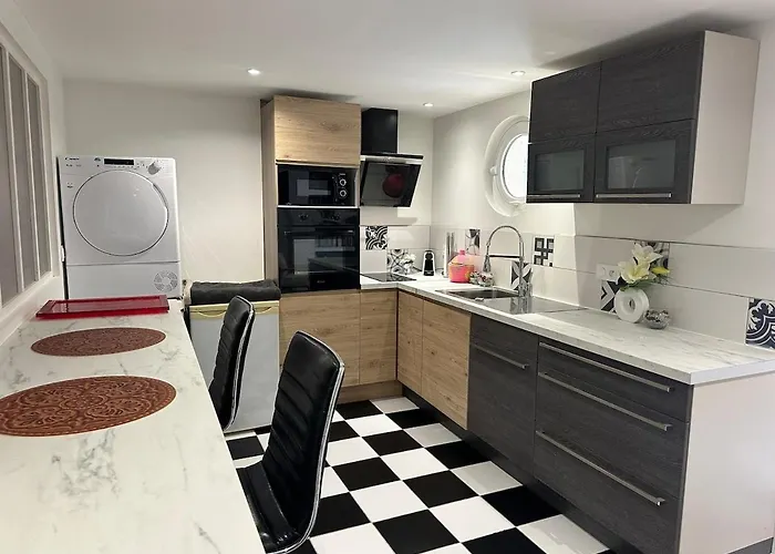 Prive, Piscine Jacuzzi Dans Les Bois Διαμέρισμα *